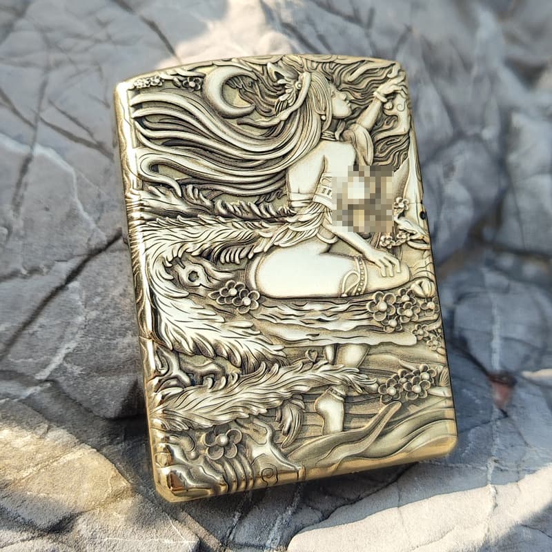 Double-sided embossed moonlight nine-tailed fox Zorro 912 armor brass kerosene lighter, fine-carved third-generation fox spirit