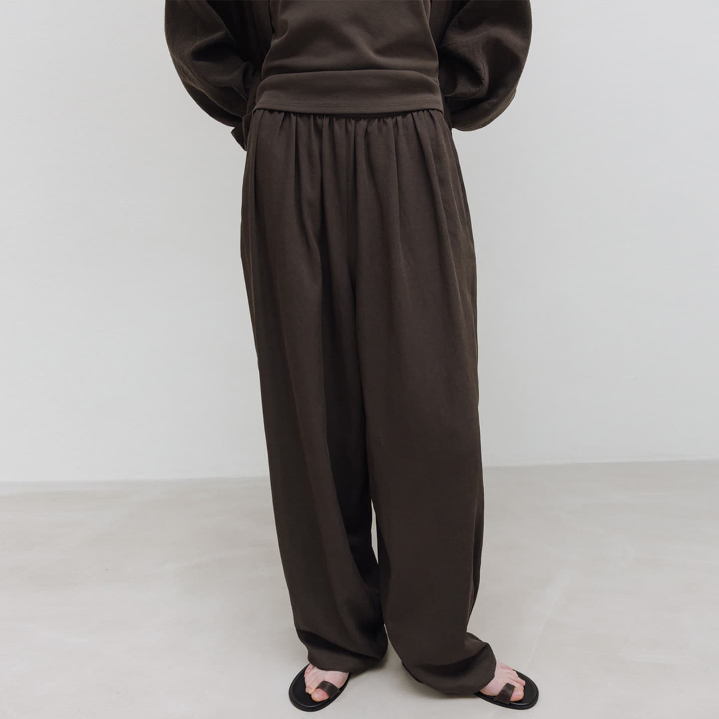 Moia Solid Color Pleated Casual Pants for Women Spring Summer Korean Style Simple Loose Hanging Feel Adjustable Hem Wide Leg Pants