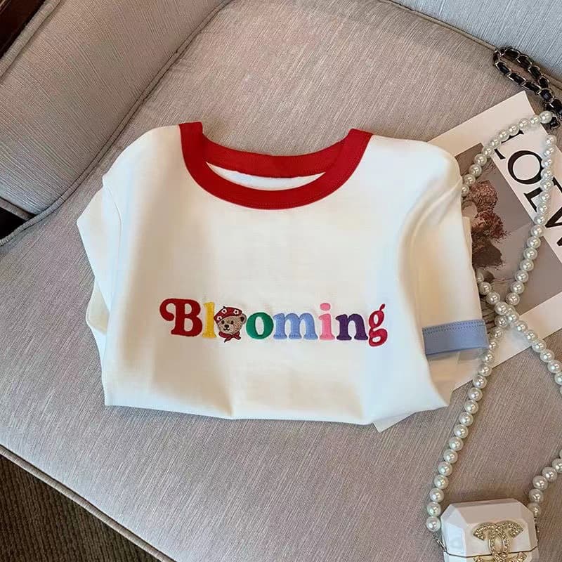 Girls Short Sleeve T-Shirt 2025 Summer New Arrival Slim Fit Half Sleeve Top for Older Kids Stylish Short Length Tee