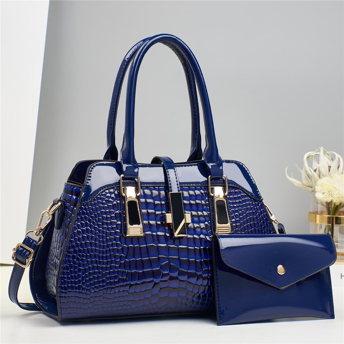 Shiny Leather Handbag Two-Piece Set Mother-Child Bag Crocodile Print Structured Shoulder Crossbody Bag Women's Bag Wholesale