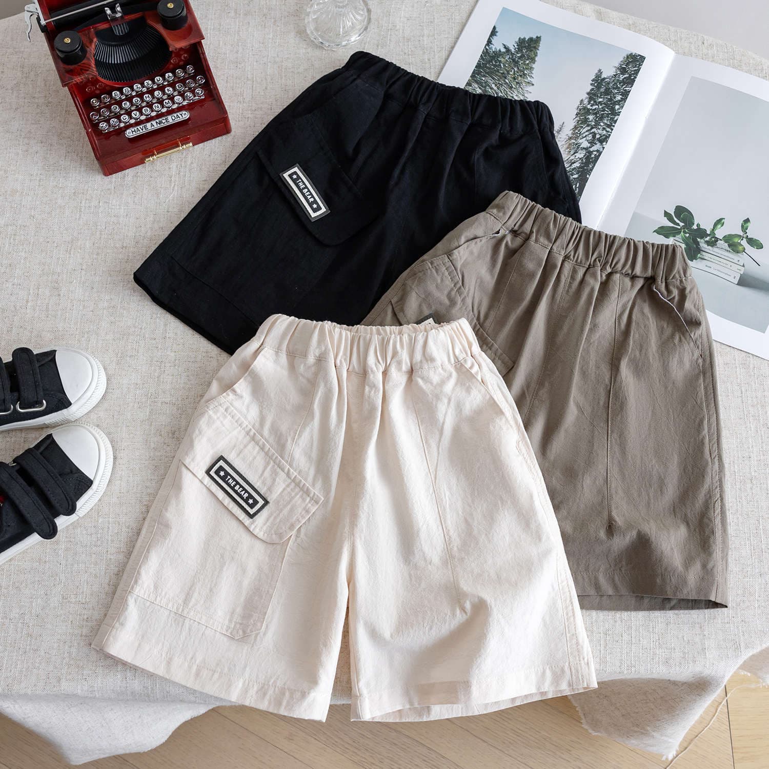 Boys' Cargo Shorts Cotton Knee-Length Pants Korean Style 2026 Summer New Children's Casual Pants Mid-Length Pants Baby Trendy