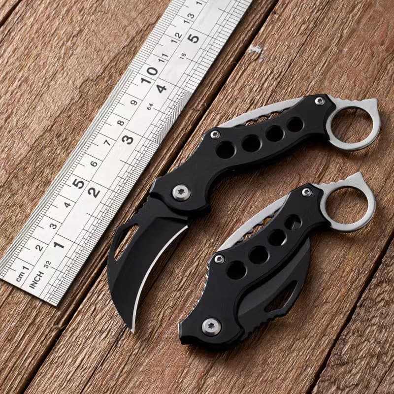 Folding knife, outdoor high-hardness self-defense eagle claw knife, war wolf small curved knife, portable outdoor camping survival claw knife