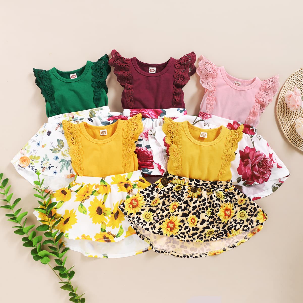 Girls Spring and Autumn 2020 New European and American Hot Style Sleeveless Red Flower Printed Triangle Harness Dress for Children and Middle-aged Children