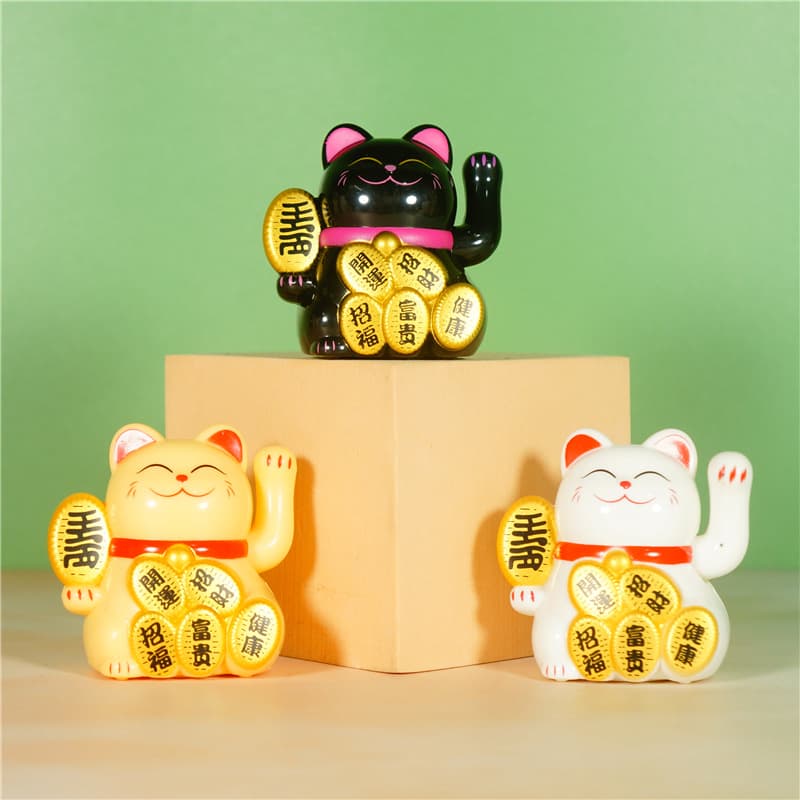 2-inch solar-powered Maneki-neko with automatic waving, car ornament for shop openings, Feng Shui waving cat