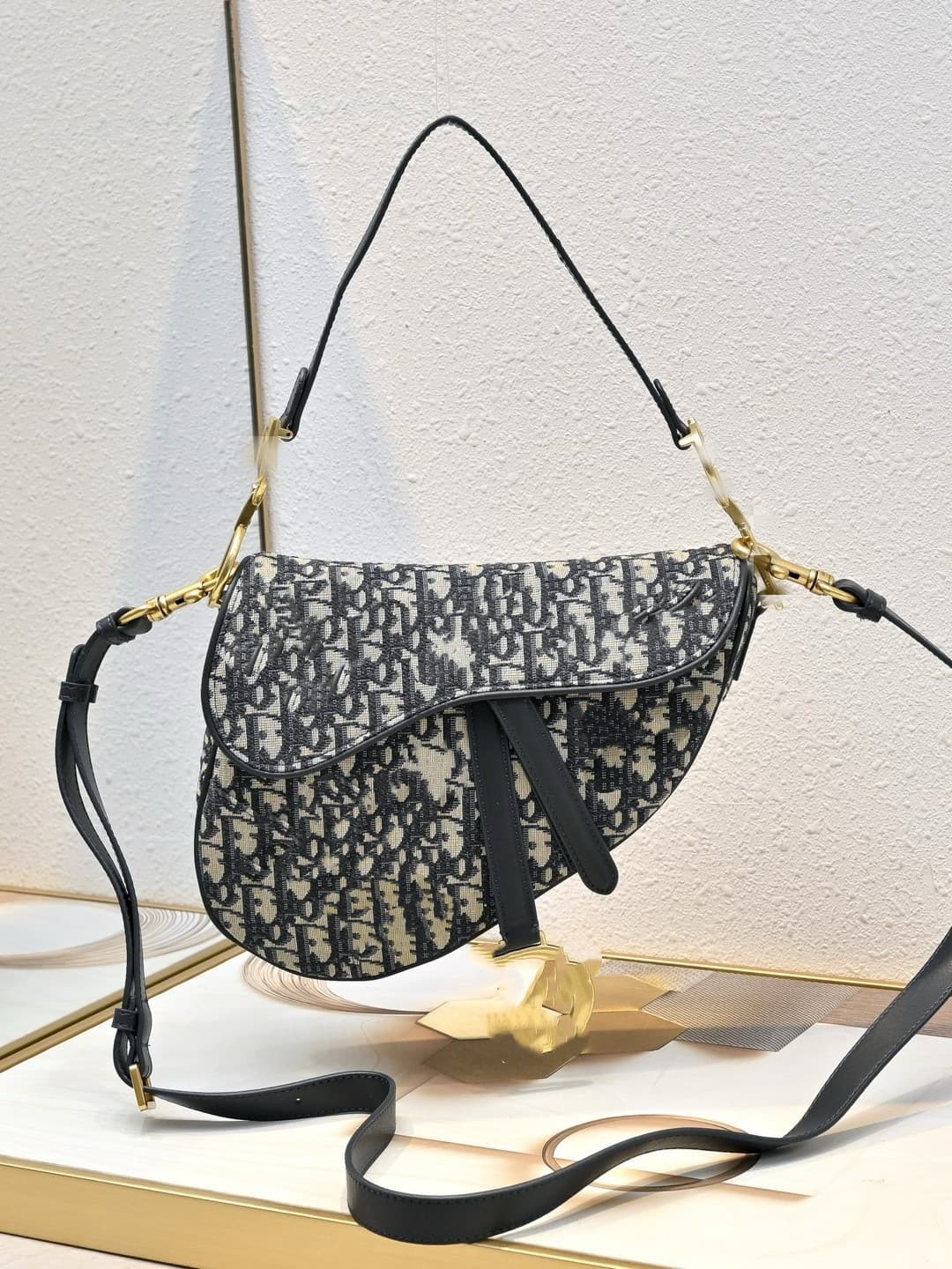 Cross-border D-Di Home Saddle Bestseller Shoulder Crossbody Bag with Box, Handbag Commute Style with Box, Factory Direct