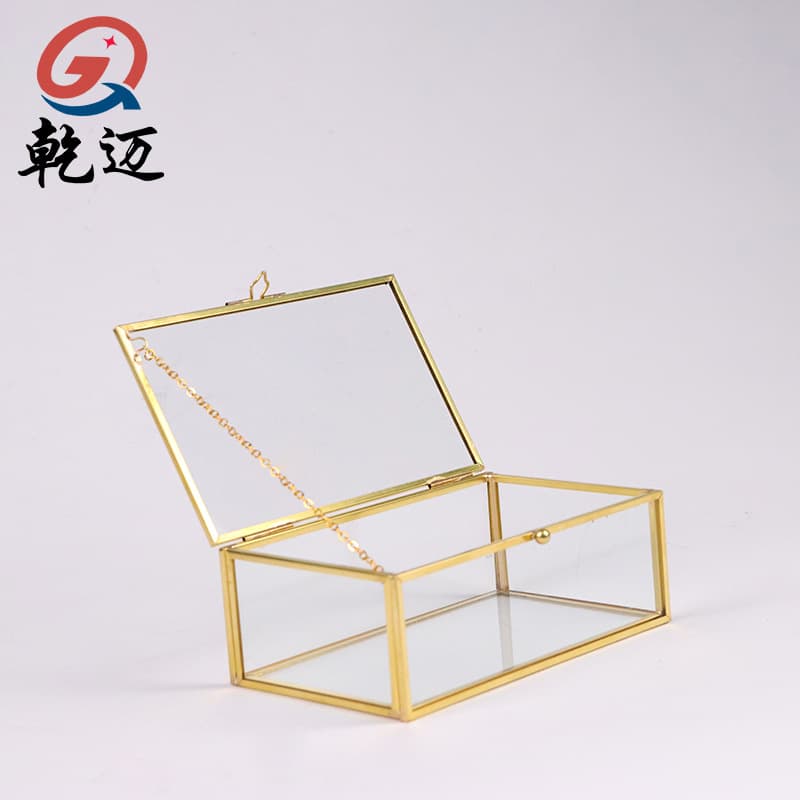 Nordic Minimalist Perfume and Skincare Transparent Glass Storage Box with Flip Lid Dustproof Large Cosmetic Organizer