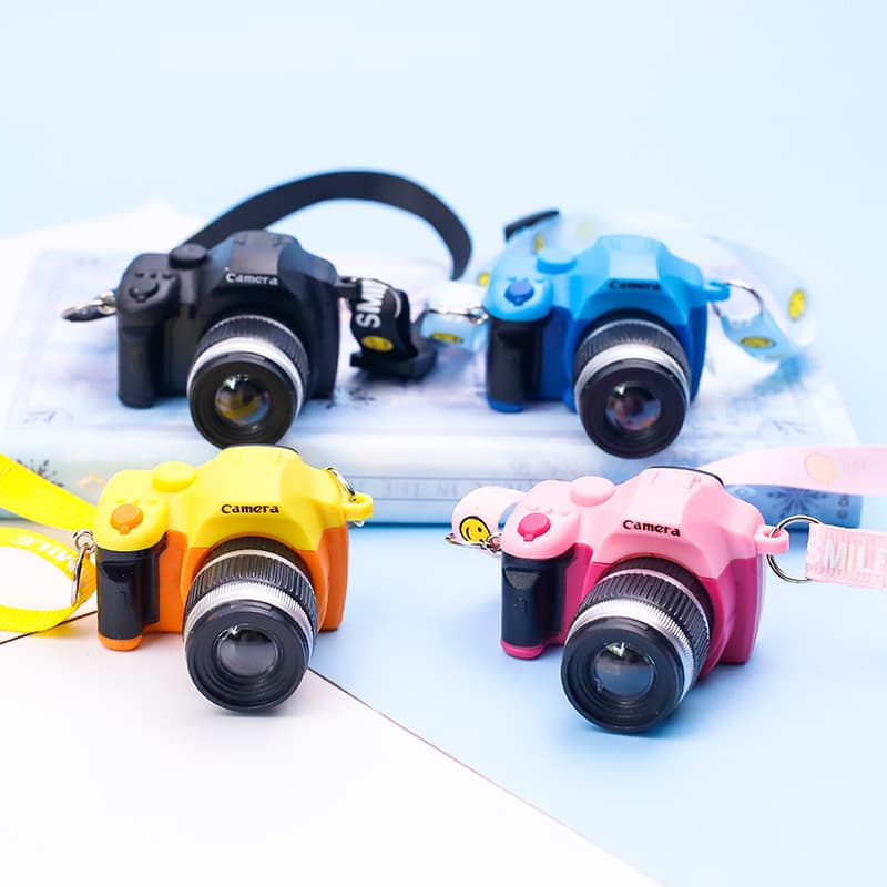 Light & Sound Camera Keychain, Mini Camera Bag Charm, Smiley Face Creative Gift