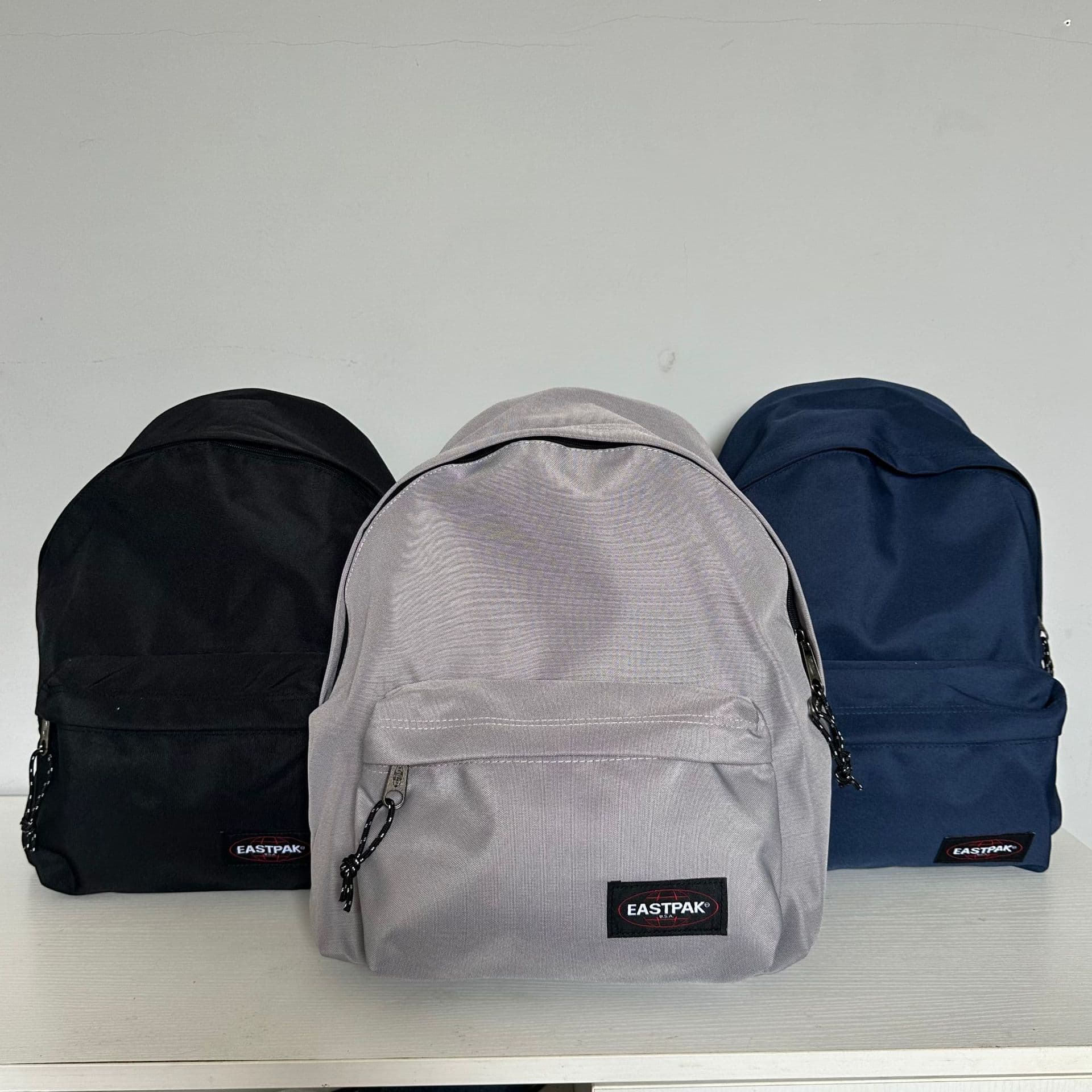 Trendy brand learns to walk, lightweight backpack, travel backpack, trendy, fashionable, versatile, Japanese style, simple, out on the street