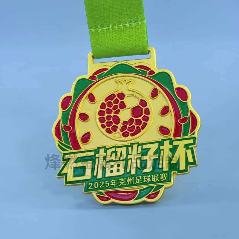 Kezhou Football League game commemorative medal customized zinc alloy three-dimensional relief metal medal with athlete figures