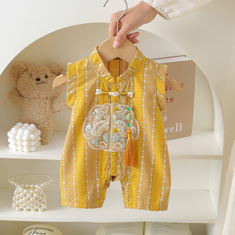 Baby summer clothes new Chinese style male and female baby one hundred days old dress newborn Chinese style cotton and linen one-piece clothes