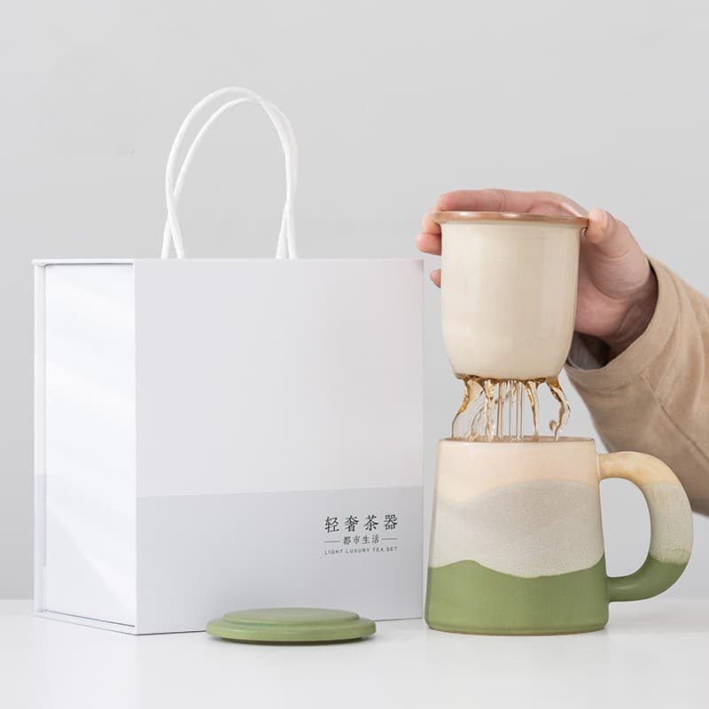 Chinese Style Tea Cup with Infuser and Lid, Ceramic Office Tea Mug for Men and Women, Gift Customization