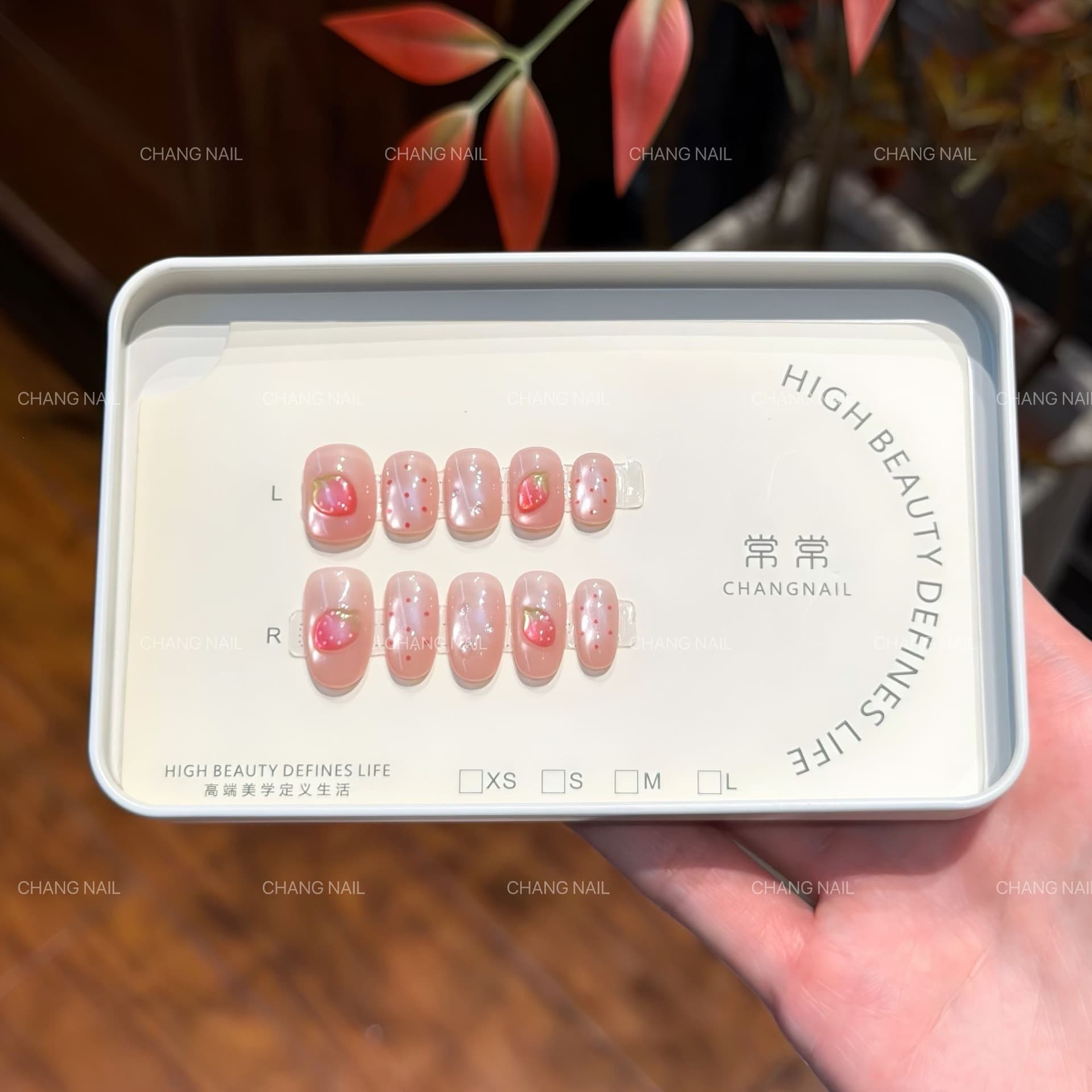 Spring and summer sweet girl's icy nude pink hand-painted strawberry wearable manicure, small red dots and polka dots, fresh girly removable manicure