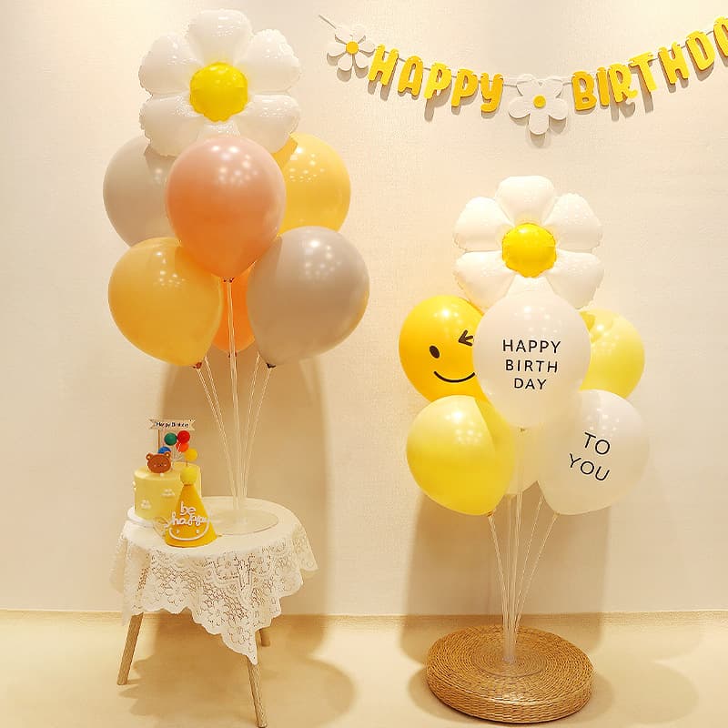 Ins Daisy Table Floating Balloons Birthday Decoration Baby Girl First Birthday Party Setup Picnic Photo Props