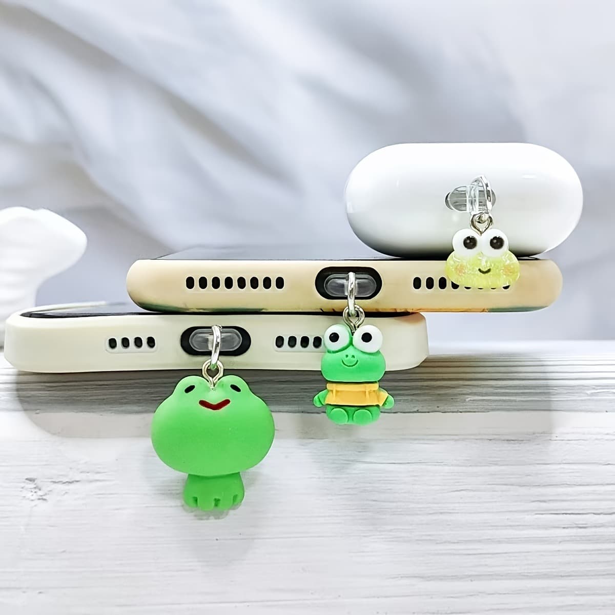 Cartoon Frog Export Dust Plug for Kindle E-Reader Port Plug Phone Charm Mixed Wholesale Direct Supply