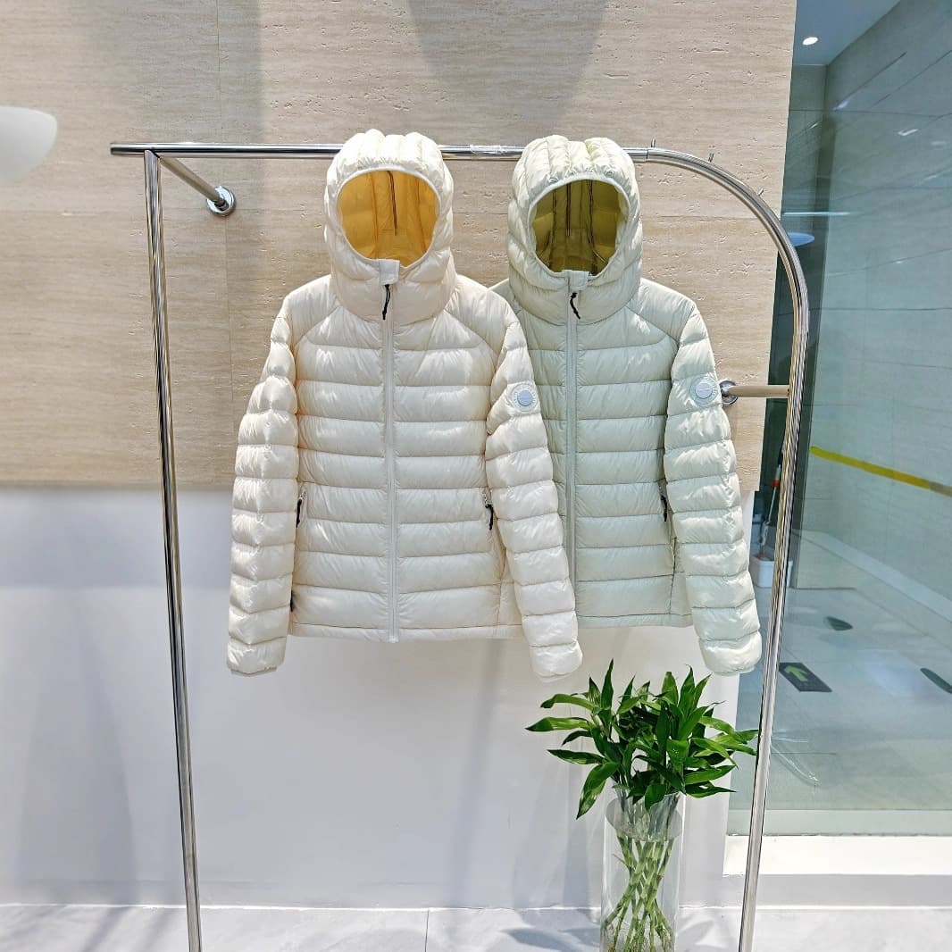 Short Down Jacket 2025 Fall Winter Couple New Hooded Lightweight Simple Ribbed 90 White Duck Down Warm
