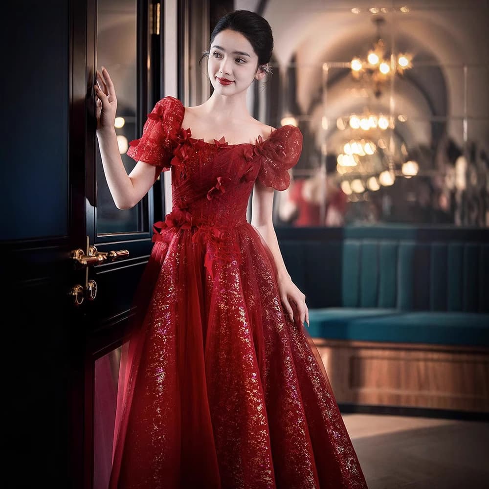 Burgundy toasting dress bride's high-end fugitive princess temperament sequined wedding engagement dress host annual meeting