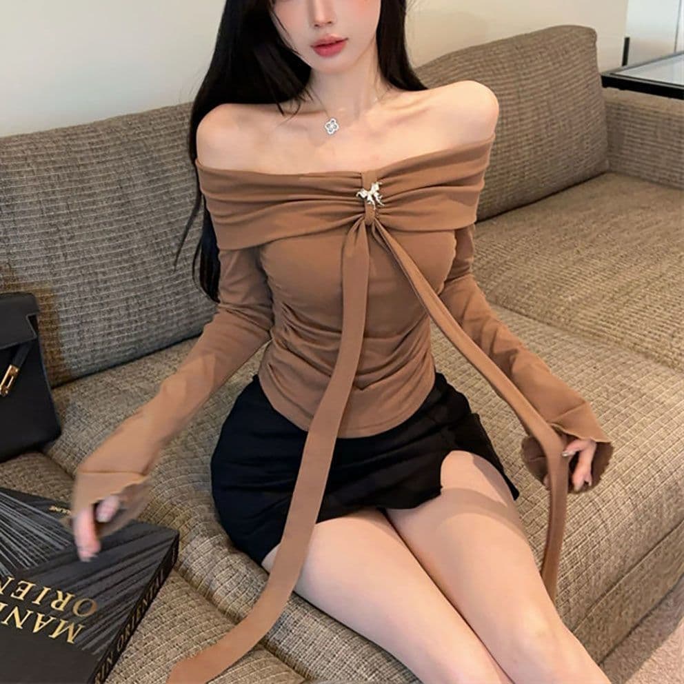 Pure Desire Hot Girl Halter One-Shoulder Long-Sleeve T-Shirt Women's Fall New French Style Slim Fit Base Top