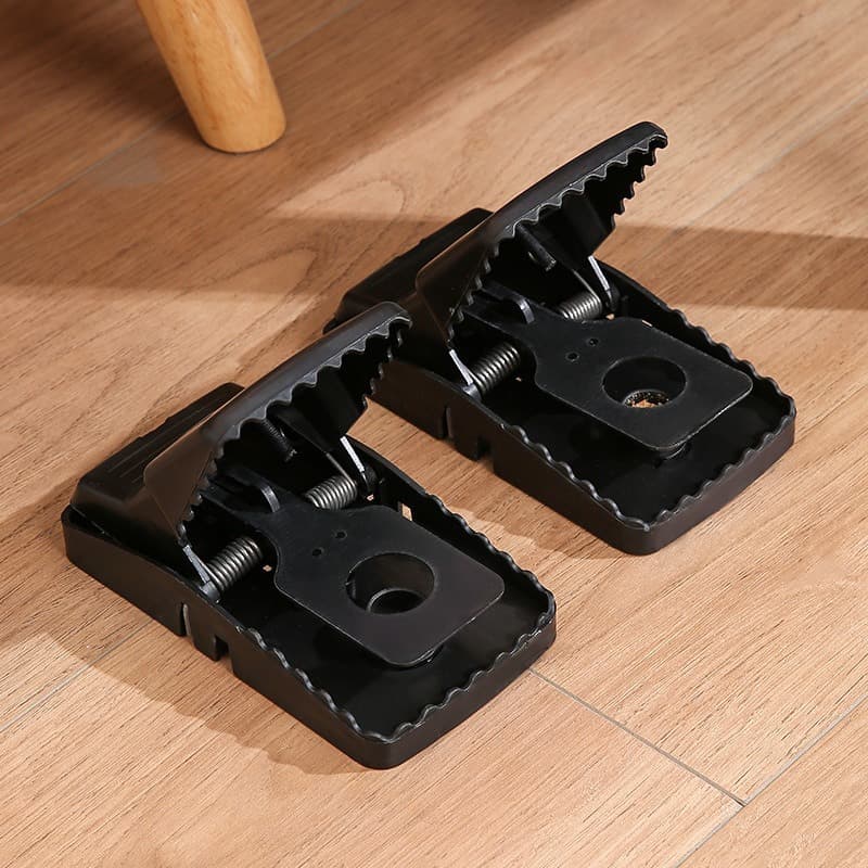 Sensitive plastic mouse trap household mouse trap sticky mouse board mouse killing tool mouse trap