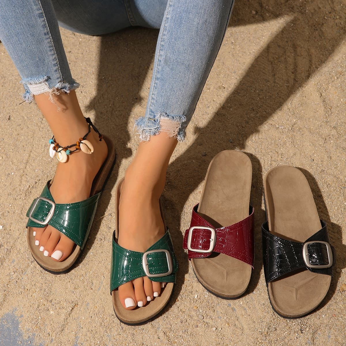 Foreign trade thick-soled platform slippers for women 2025 summer new European and American fashion belt buckle open-toe sandals for women wholesale