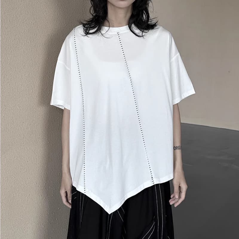 Unique Design by Yamamoto, Dark Style Designer, Irregular Black and White Contrast Short-Sleeve T-Shirt for Women, Summer Mid-Sleeve