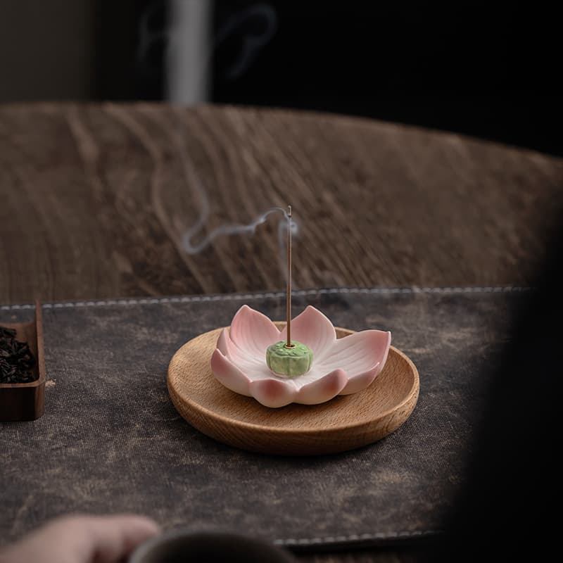Creative pink lotus incense insert simple line incense burner incense tray tea room line incense ceramic incense holder indoor vertical incense device