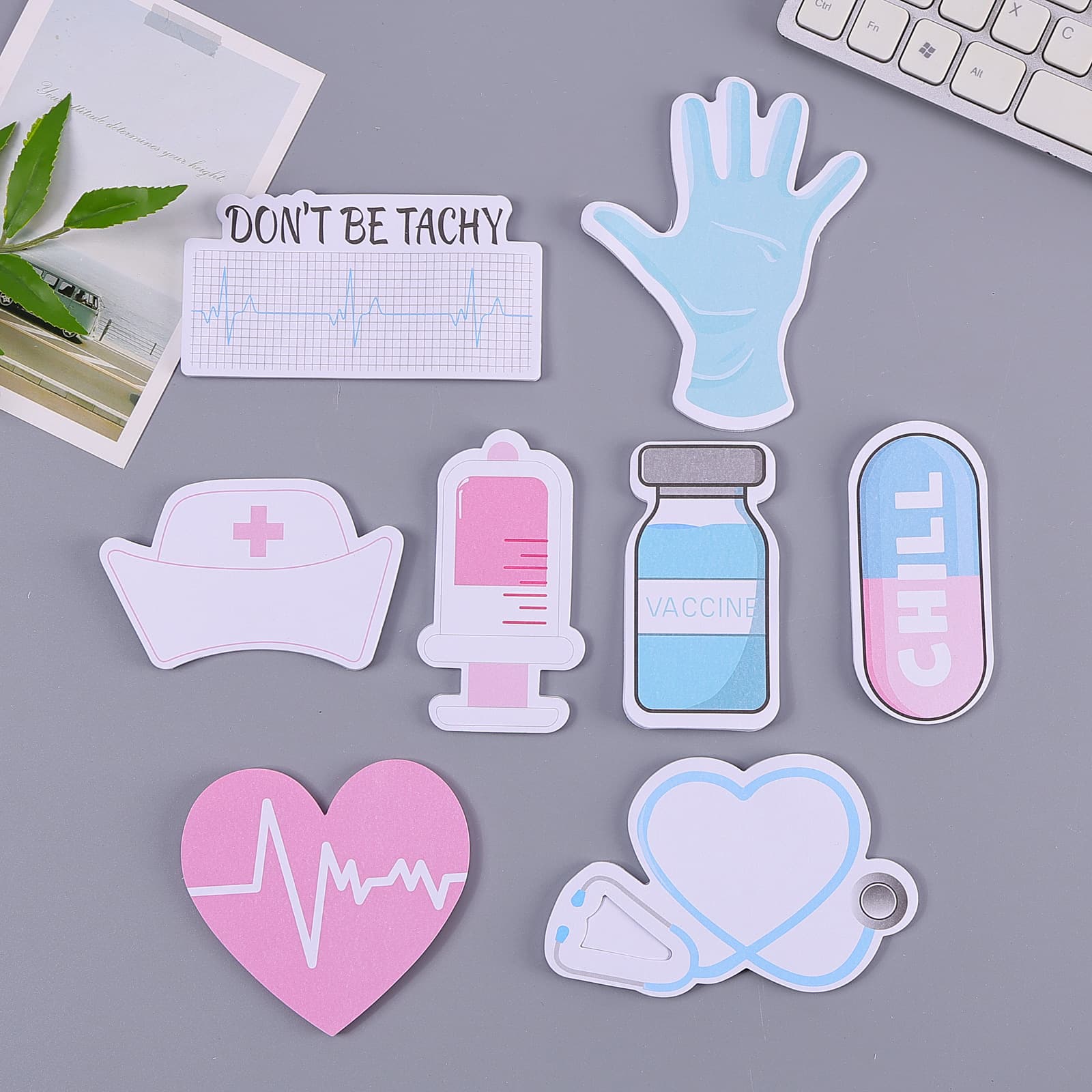 The new cartoon sticky notes are sticky, cute, student note notes, high-looking N-time stickers, message board stickers