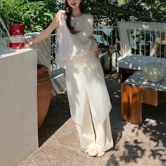 Le Rougz Meimei Breathable All White Airy Wool Mesh Vest and Skirt Set