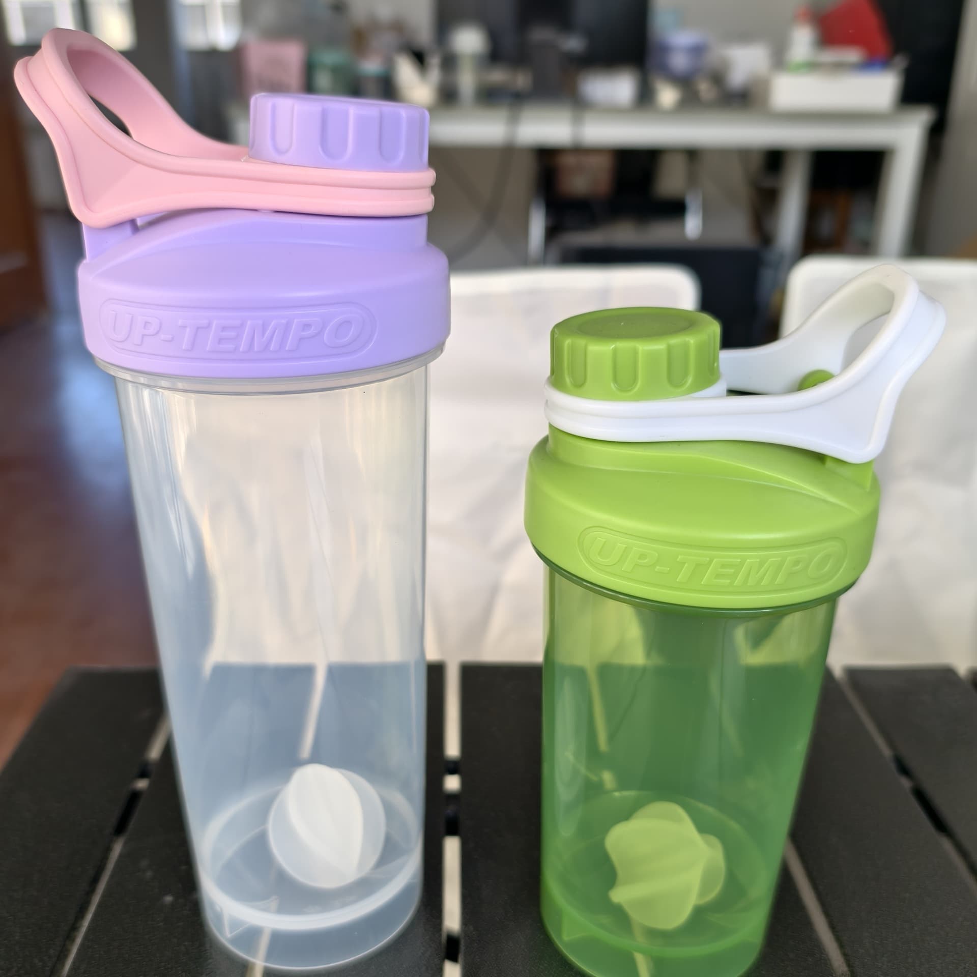 Plastic Sports Water Bottle 800ml Large Capacity Fitness Protein Shaker Cup, 500ml Milkshake Cup