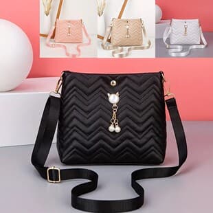 New Korean Style Fashion Wavy Stripe Quilted Cat Pearl Pendant Decorative Simple Women's Crossbody Bag Wholesale