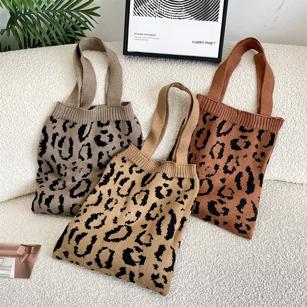 910231 Retro Leopard Print Knit Tote Bag Soft Yarn Single Shoulder Bag Large Capacity Handbag for Commuting and Class