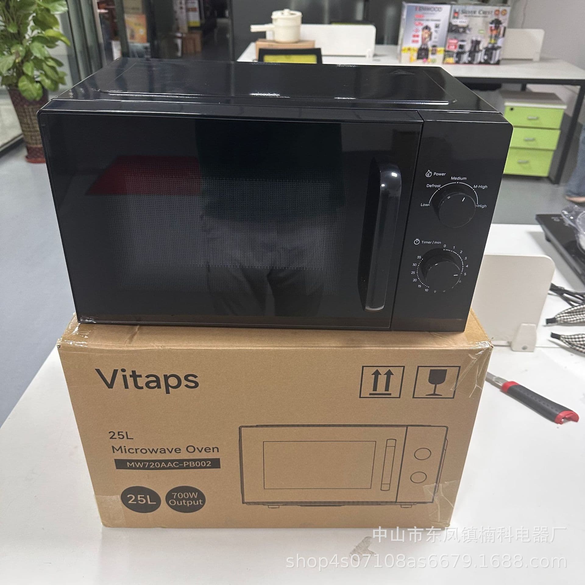 European Standard Cross-border 25L Turntable Heating Microwave Oven, smart multi-function with timer, factory wholesale.