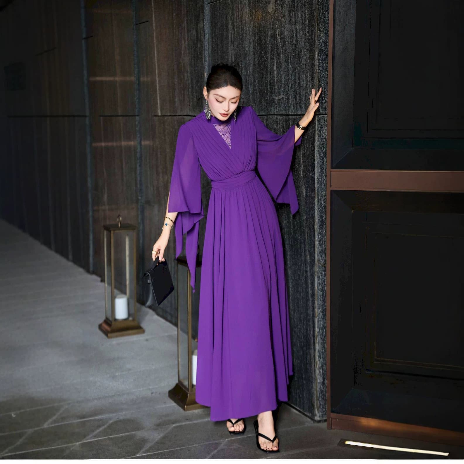 Lazy design, elegant mesh dress with trumpet sleeves, slim waist for women, ladylike long skirt with big swing skirt
