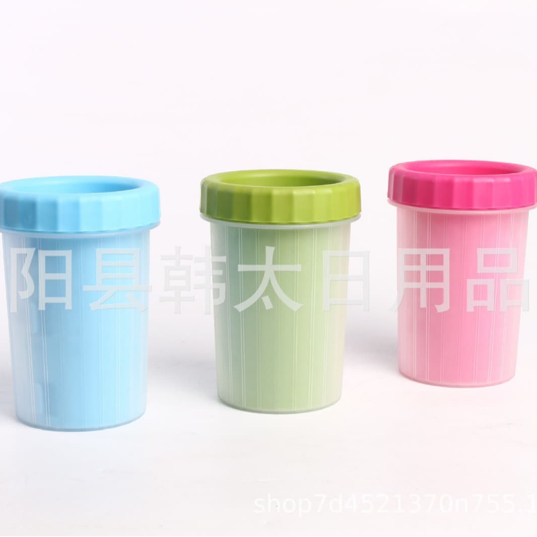 Factory Direct Pet Foot Washing Cup for Cats and Dogs, Portable Paw Cleaning Cup