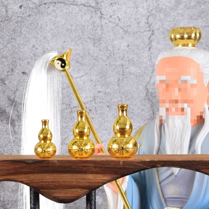 Taoist immortal's ritual tool: small duster whisk, gourd, Bagua, Three Pure Ones weapons, phoenix crown and cape shoulder piece