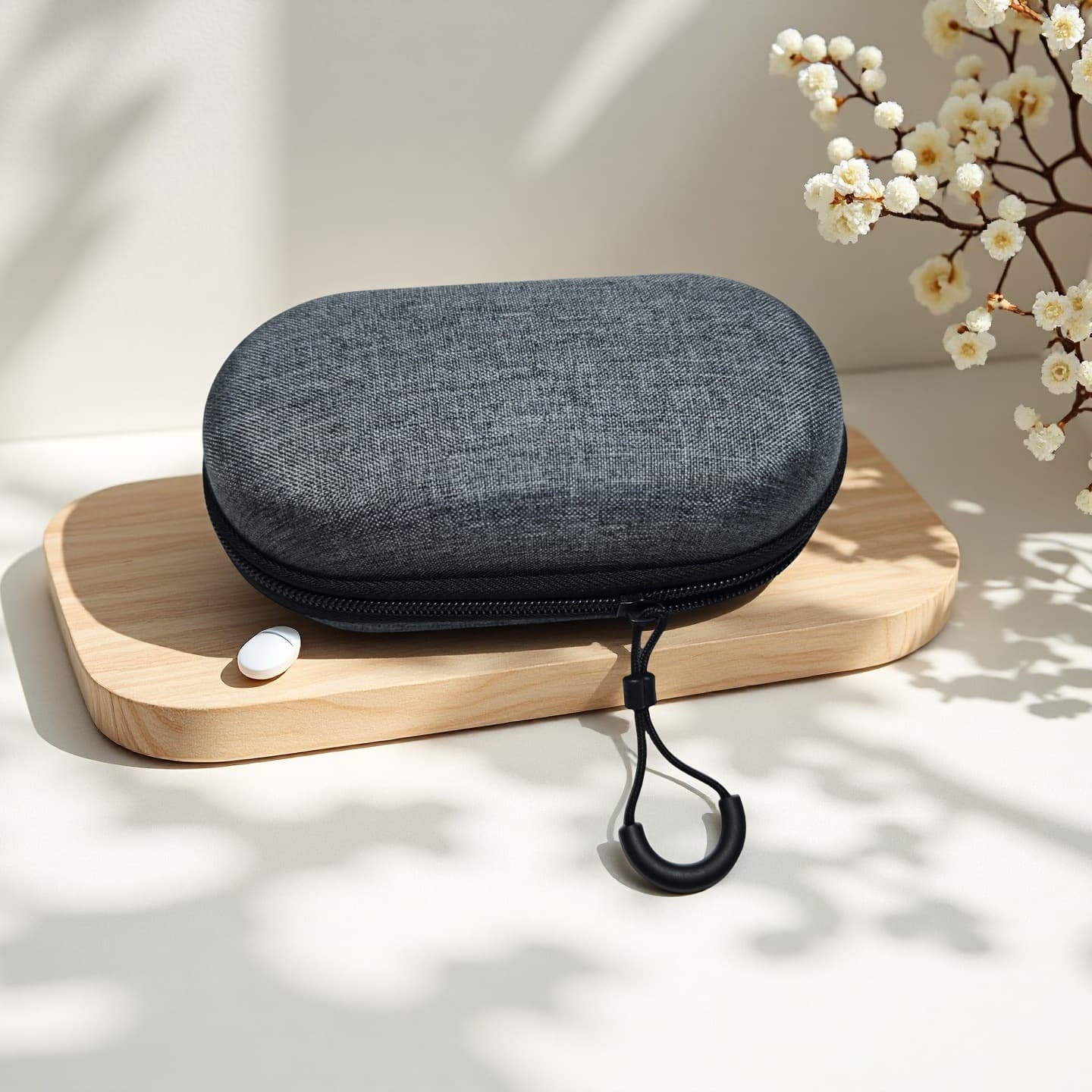 Customized eva headphone storage bag oval headphone bag hard shell data cable headphone storage bag