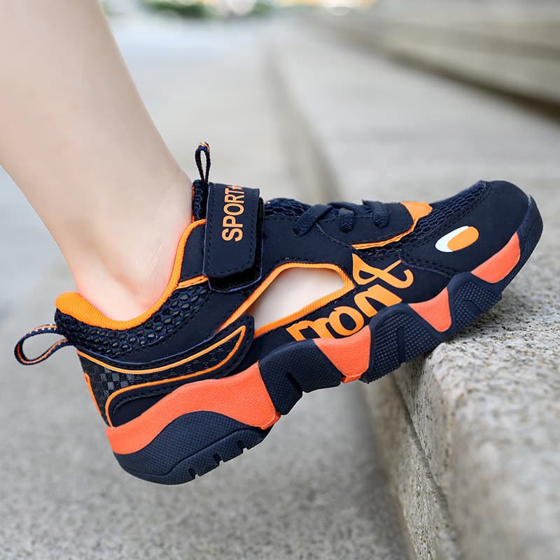 Boys' Frame Shoes Summer 2026 New Breathable Kids' Sports Shoes Boys' Closed-Toe Sandals for Middle and Older Children Trendy