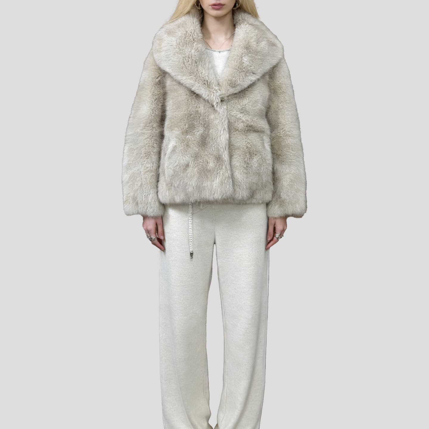 2026 New Faux Fur Coat for Women Winter European and American Style Eco-Friendly Fur Coat Fashion Warm Tie Belt Fur Lined