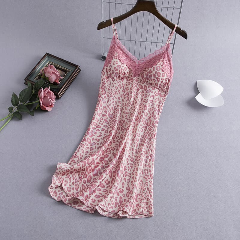 Women's Summer Sexy Camisole Nightgown 2026 New Thin with Built-in Pads Ice Silk Leopard Print Loungewear
