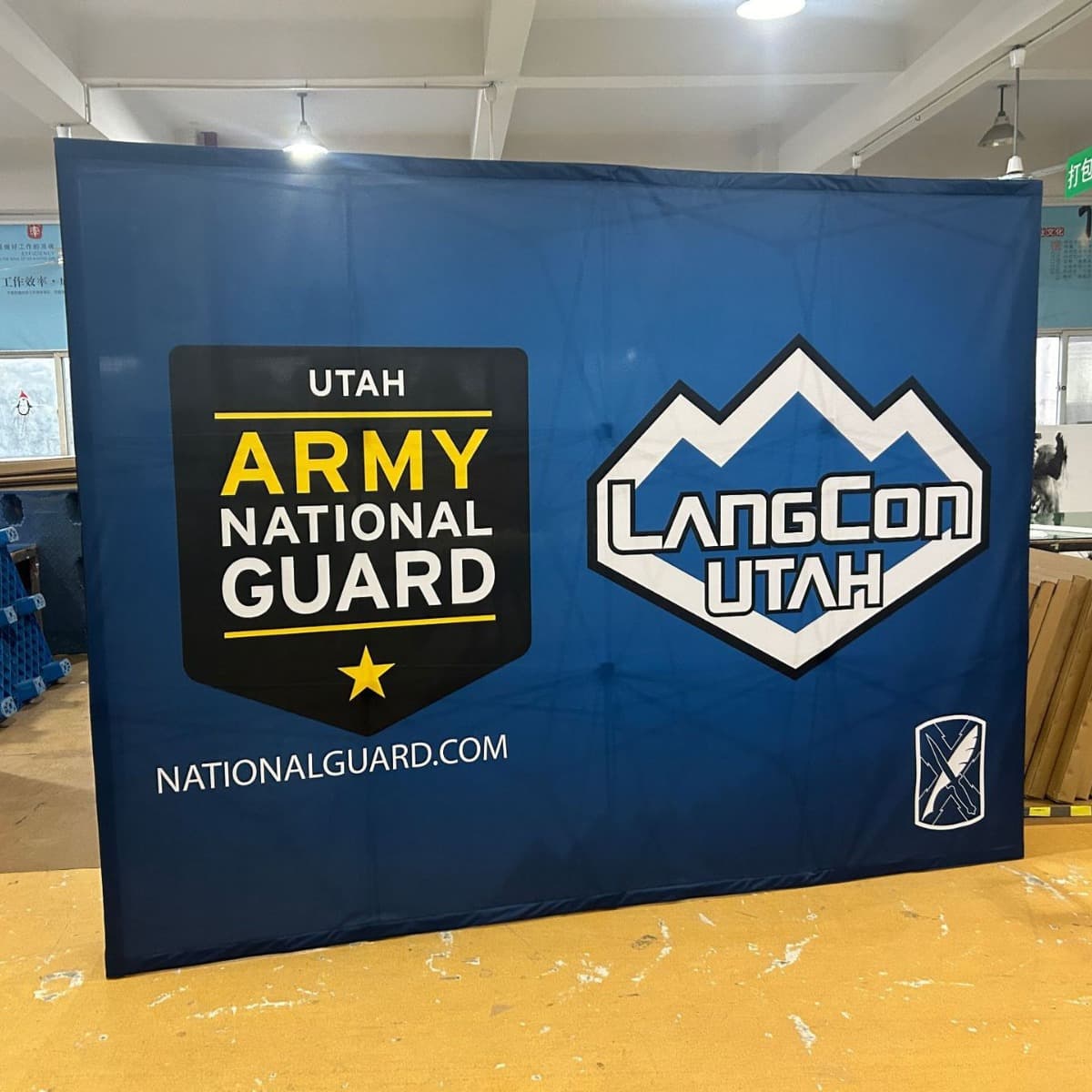 Manufacturer wholesale cloth display racks, advertising backdrops, event signature walls, portable and foldable designs, custom-made according to provided images.
