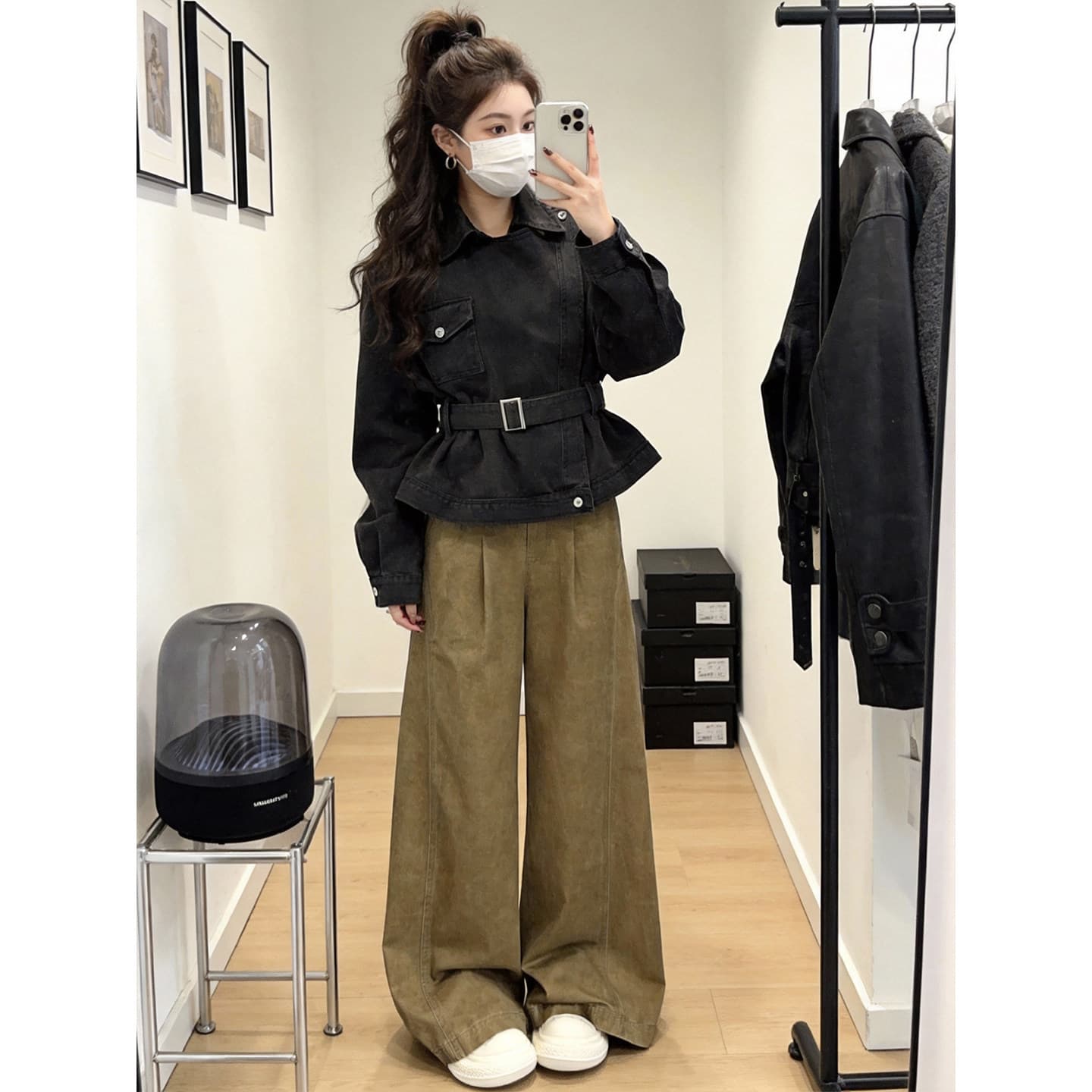 American Retro Waist Belted Denim Jacket Women's Early Spring Short Lapel Distressed Washed Slim Jacket Top