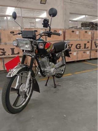 Motorcycle CG125 CG150 Two-Wheel Fuel Motorcycle Factory Direct