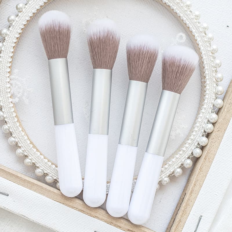 Single Powder Brush Blush Brush Highlighter Brush Loose Powder Brush Soft Bristle Makeup Brush Beginner Makeup Tool Portable