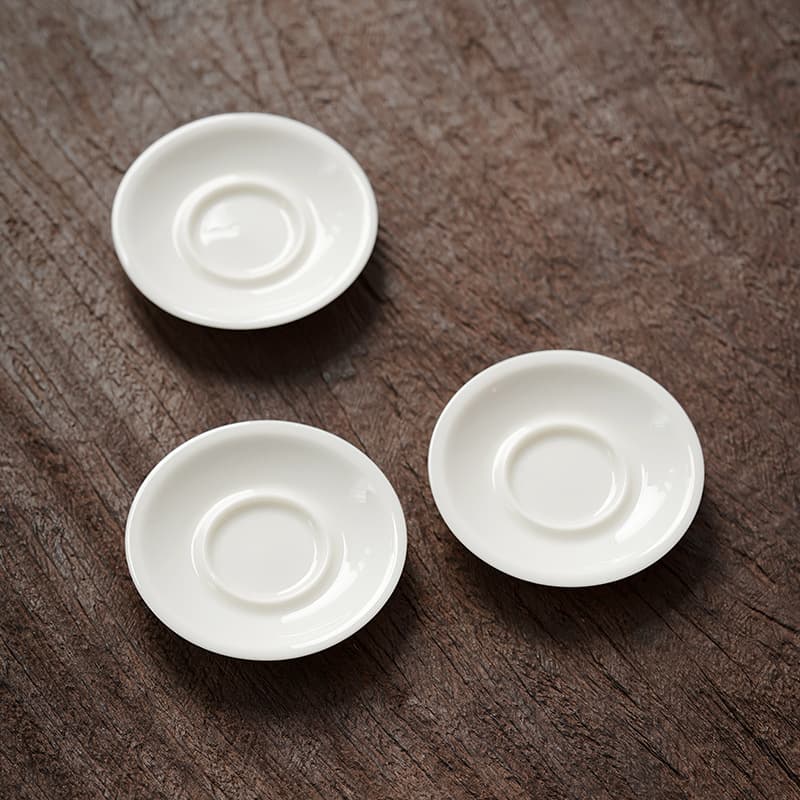 Chiyo mutton fat jade white porcelain teacup holder, ceramic Gongfu tea set heat-insulating anti-scald coaster for tea ceremony