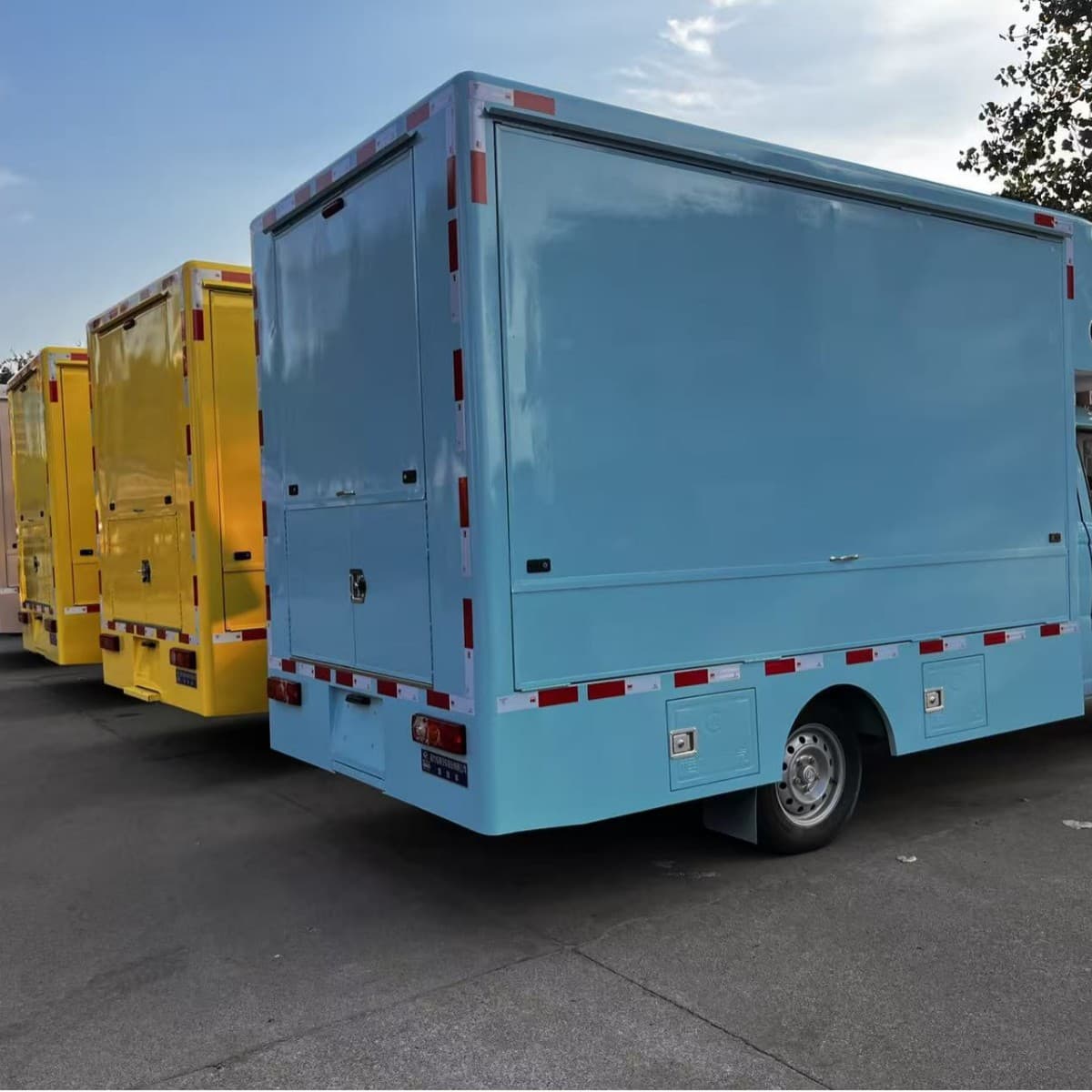 Mobile oral dental and snack trucks, street breakfast vehicles, service vehicles for nursing home bathing, ice cream and cold beverage units.