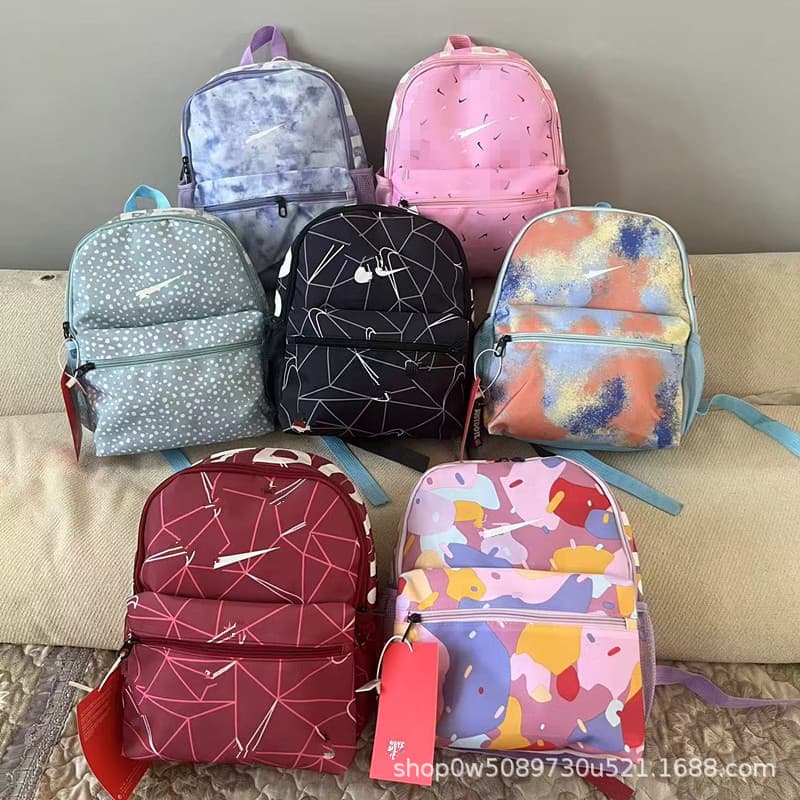 Children's Backpack for Girls and Boys, Kindergarten and Elementary School Casual Sports Daypack, Versatile Mini Backpack, Lightweight