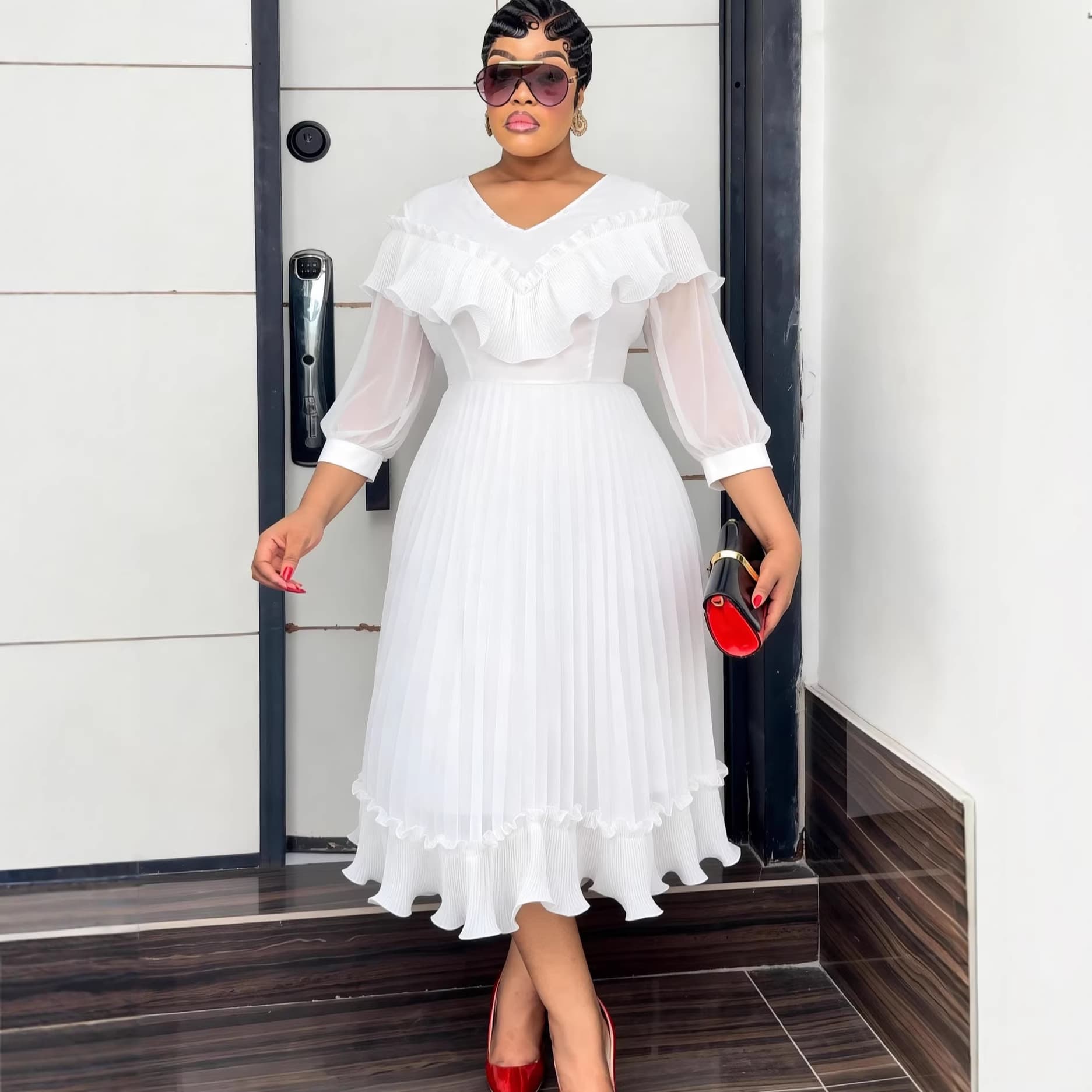 Plus Size Women's White Ruffle Pleated Chiffon Dress V-Neck Waist-Slimming Elegant Banquet Office Dress