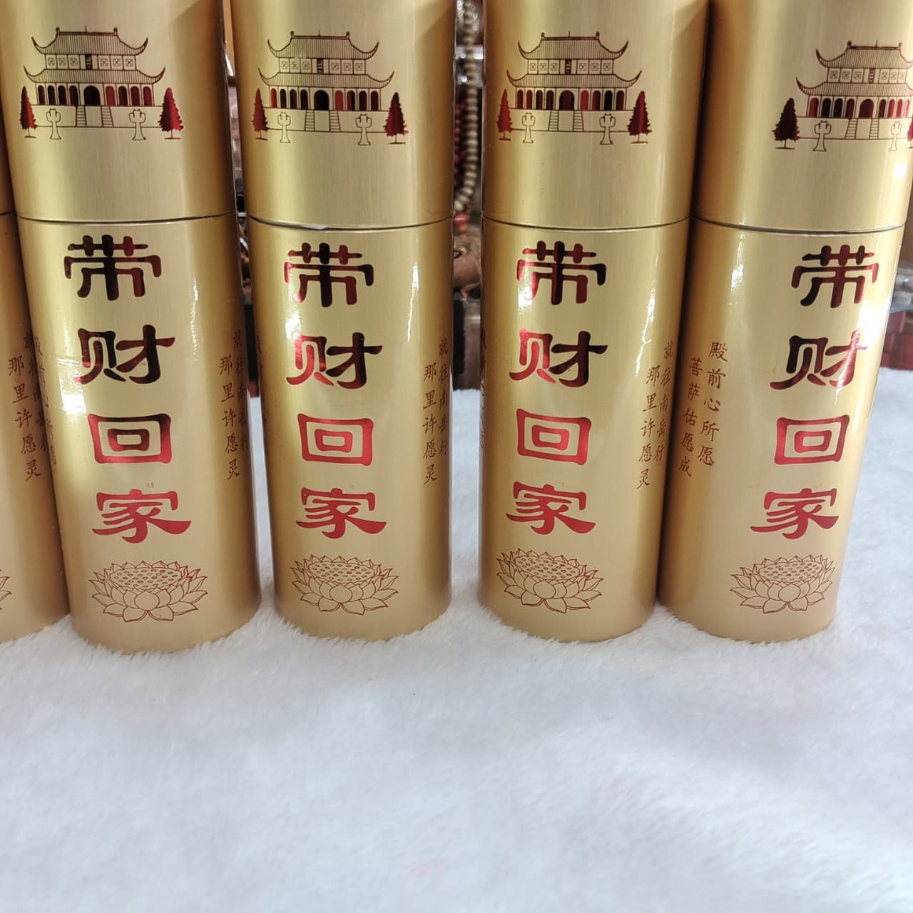 Old Mountain Sandalwood Incense, Buddhist Incense with Metal Lid, Home Worship for Sudden Wealth