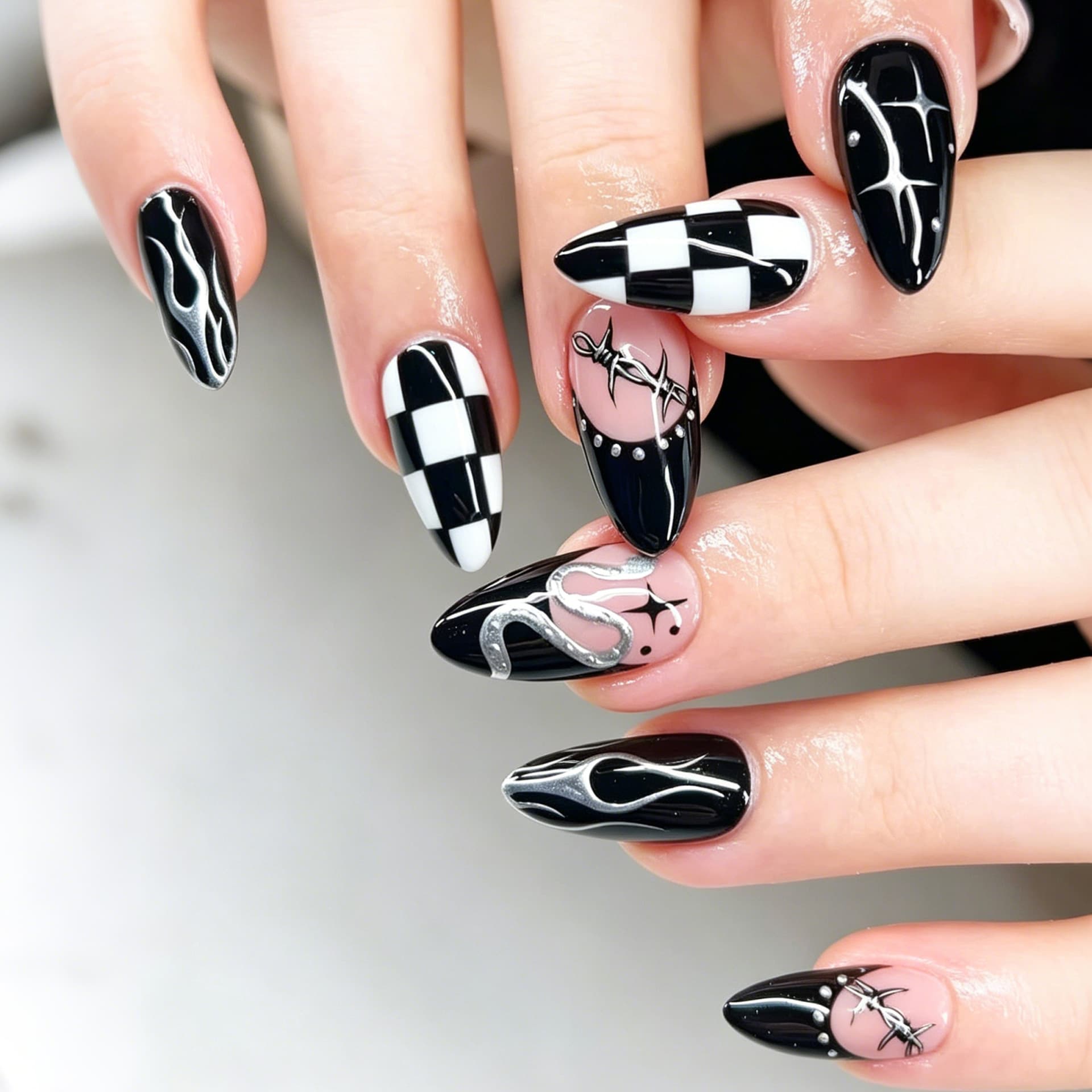 30 cross-border hot selling sweet cool yk2 gilded starry sky plaid wearable nails black and white gradient manicure pieces fake nails wholesale