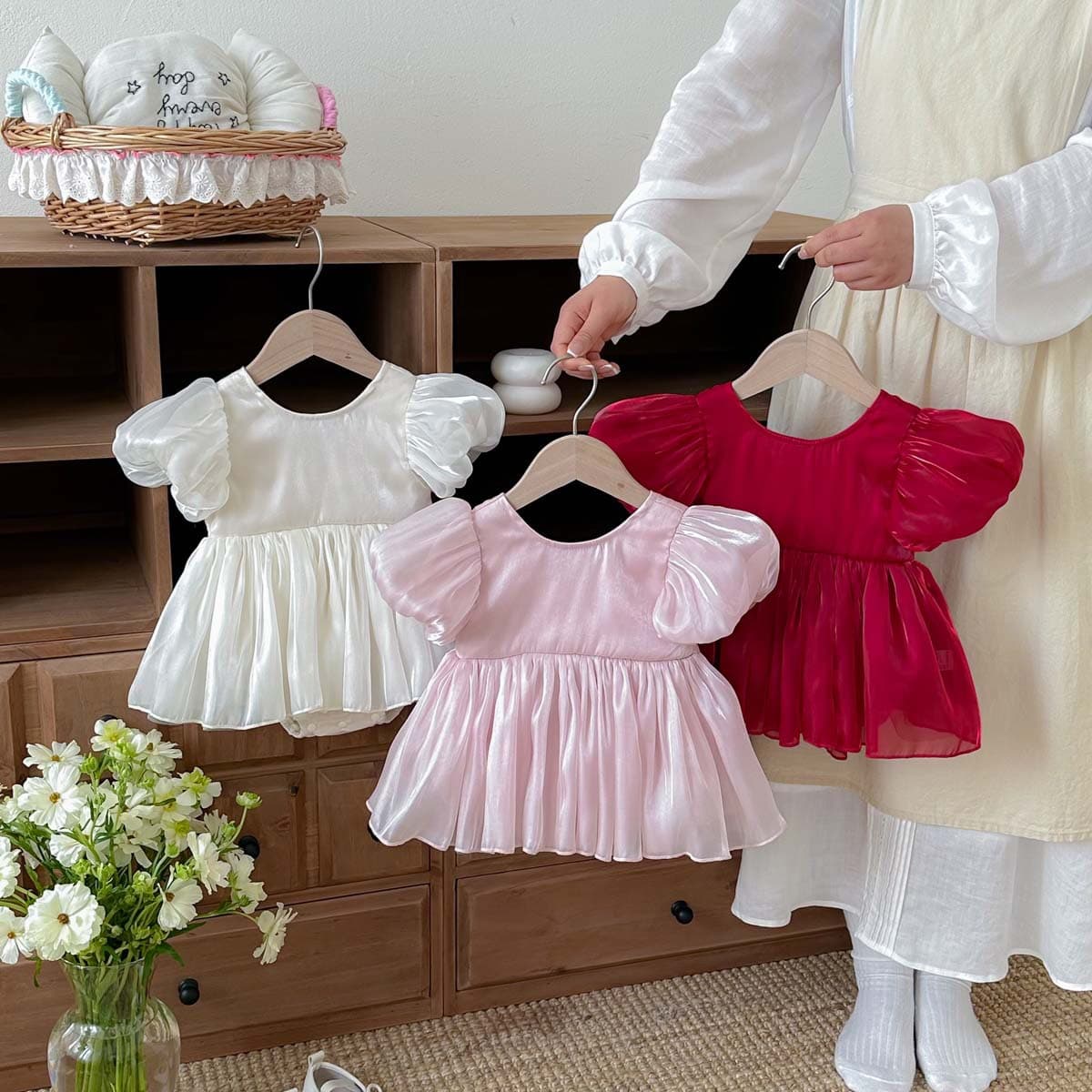 New Girls Dress 2026 Summer Puff Sleeve Princess Romper Newborn Baby Birthday Gown Bodysuit Dress