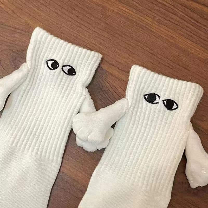 Funny Magnet Socks for Couples - Hold Hands Magnetic Tube Socks, Girlfriend Spoof Personality Fun Funny Eyes Socks for Women